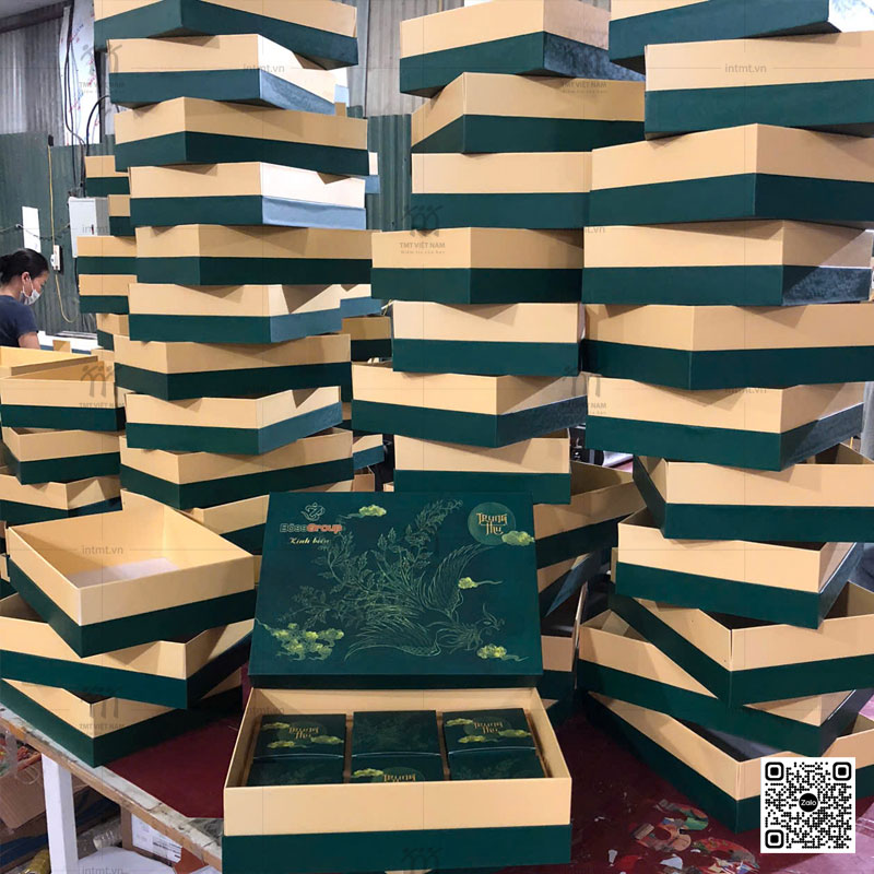 in hộp bánh trung thu cho doanh nghiệp Boss Door