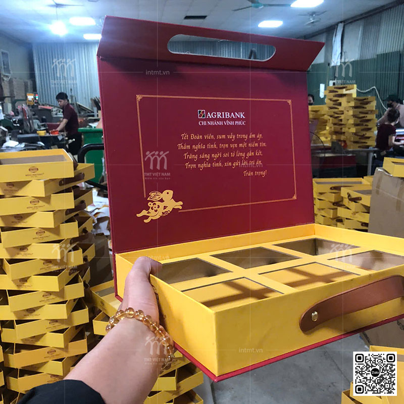xưởng In TMT Việt Nam sản xuất hộp bánh trung thu ngân hàng agribank