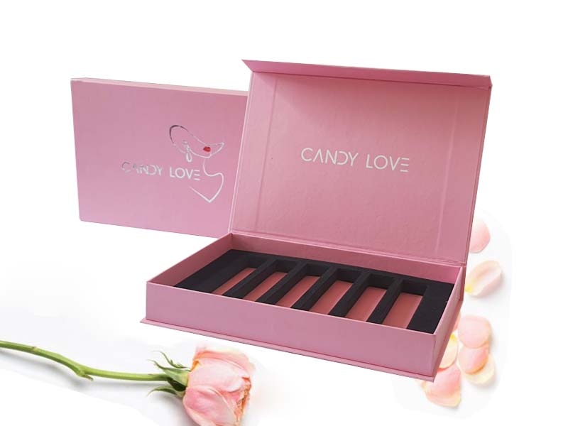 Mẫu in hộp đựng mỹ phẩm chất liệu carton lạnh