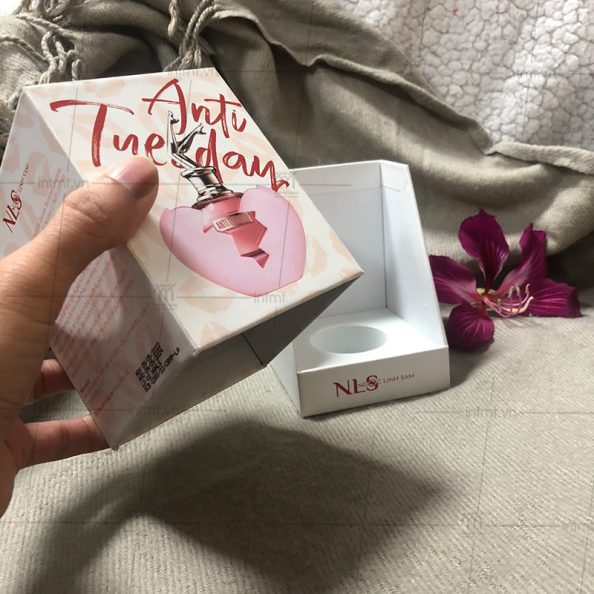 mẫu hộp đựng nước hoa đẹp 2