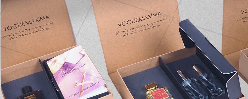Hộp đựng nước hoa kèm quà tặng