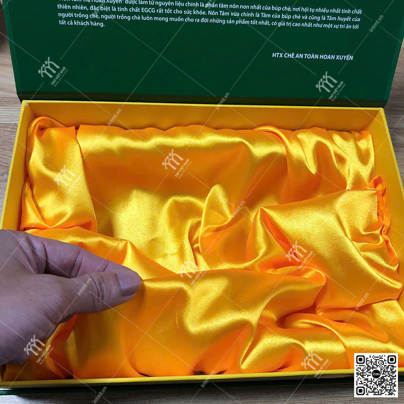 Khay carton lạnh phủ vải lụa