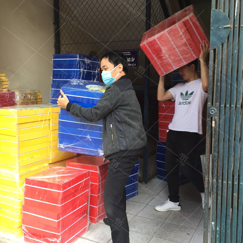 hộp đựng quà tết có sẵn tại Hà Nội (4)