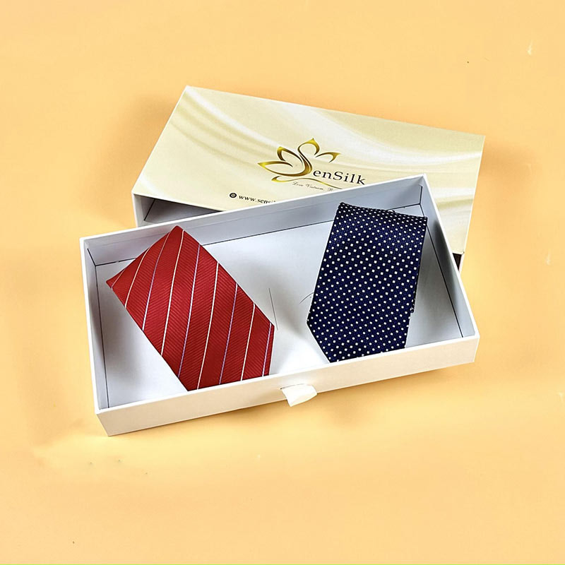Mẫu hộp đựng 2 chiếc cà vạt thương hiệu Sensik (carton lạnh đã bồi giấy in thành phẩm)