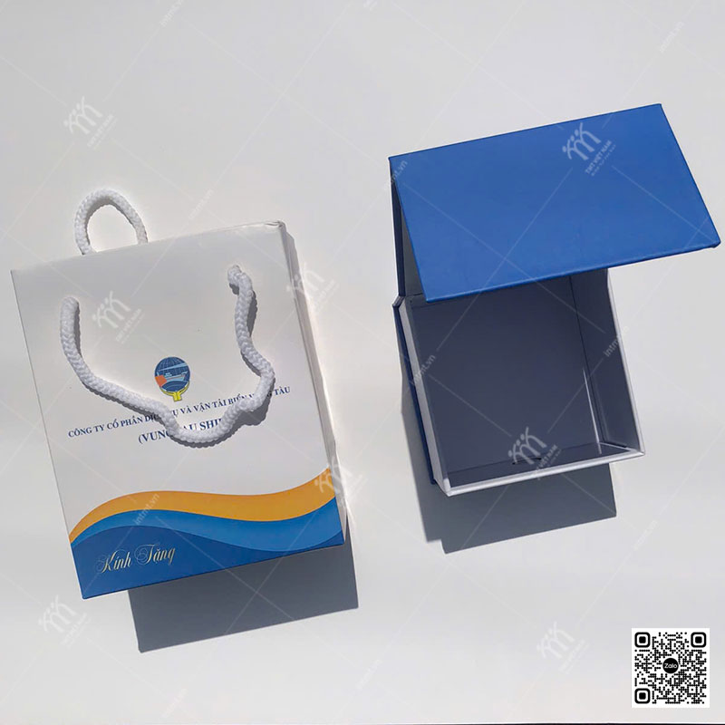 hộp đựng quà tặng cà vạt