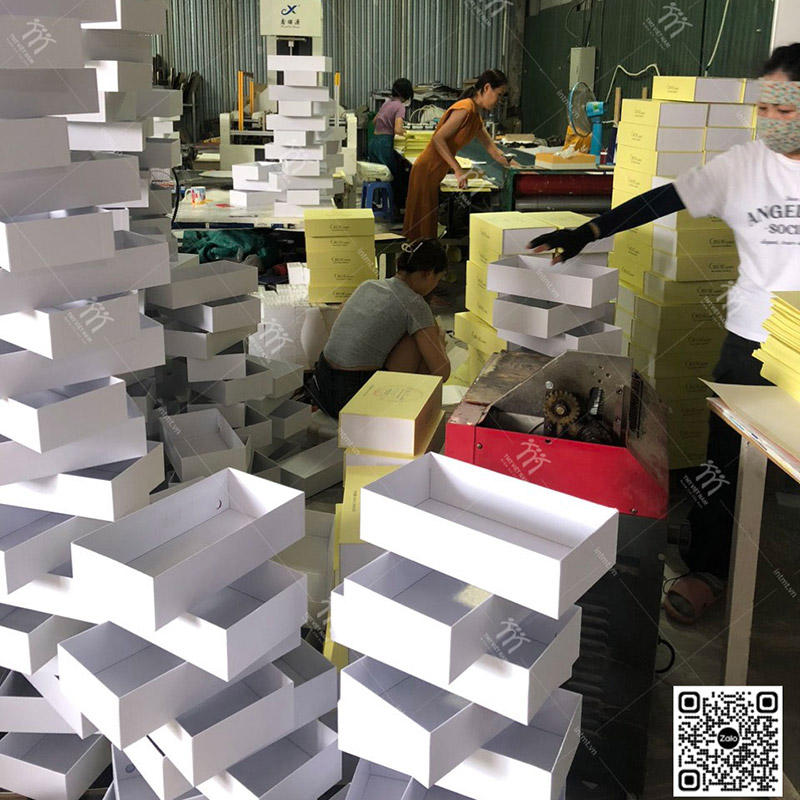 nhân viên gia công TMT Việt Nam