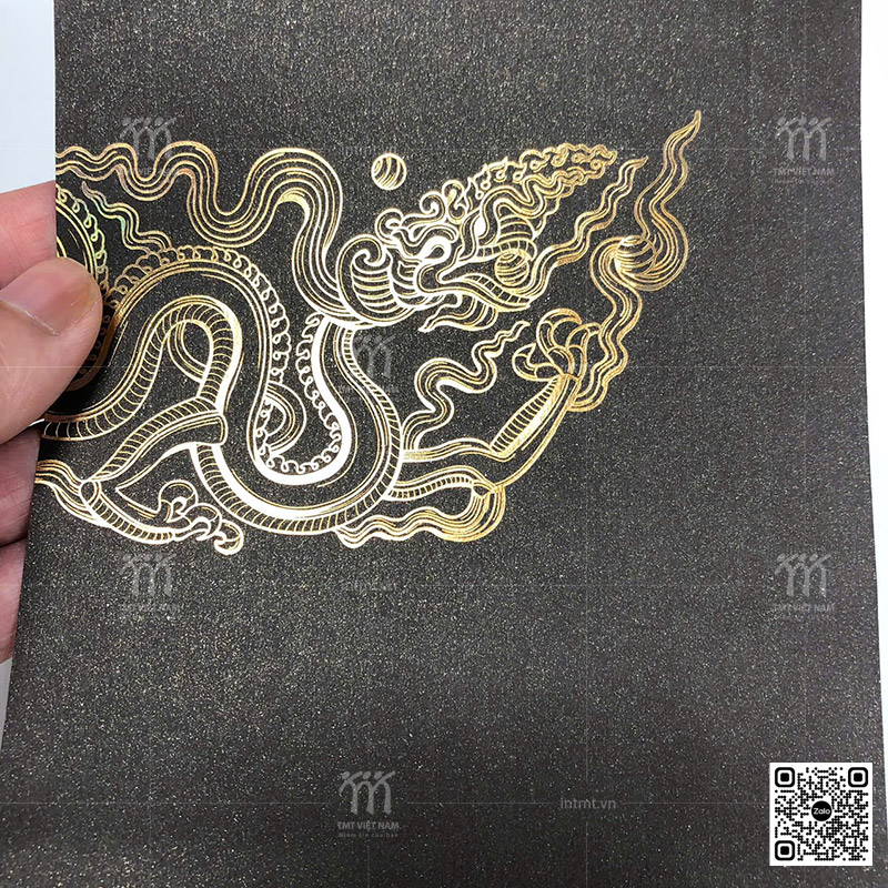 gia công ép nhũ hộp cứng
