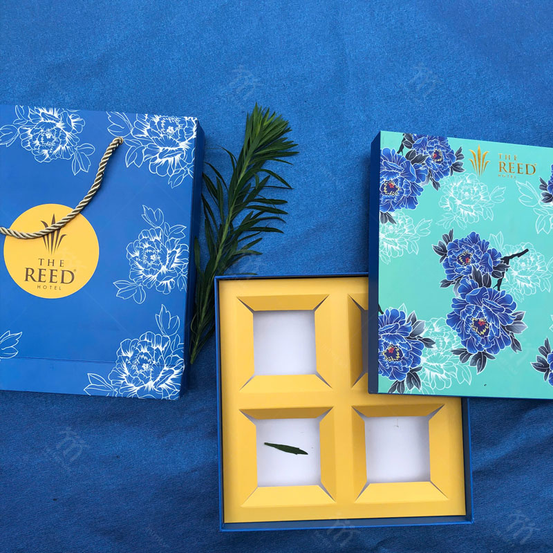 Bộ túi hộp bánh trung thu the reed 2025