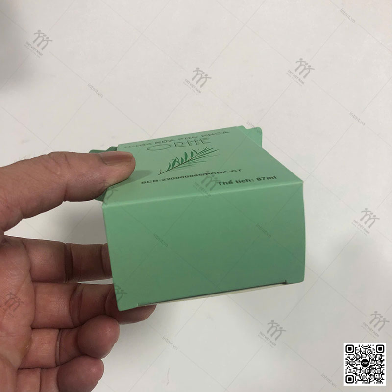 phần đáy được cài vào như phần nắp